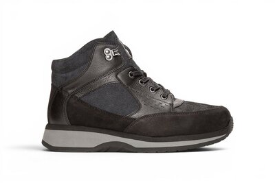 Nimco  Traveler Black