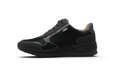 Finn Comfort Mori Black Buggy