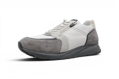 Mephisto Isaac wit